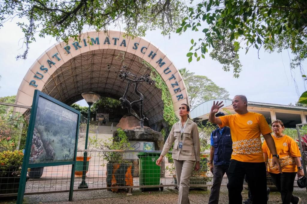 Menteri Pariwisata Tinjau Kesiapan Taman Margasatwa Ragunan Jelang Libur Lebaran